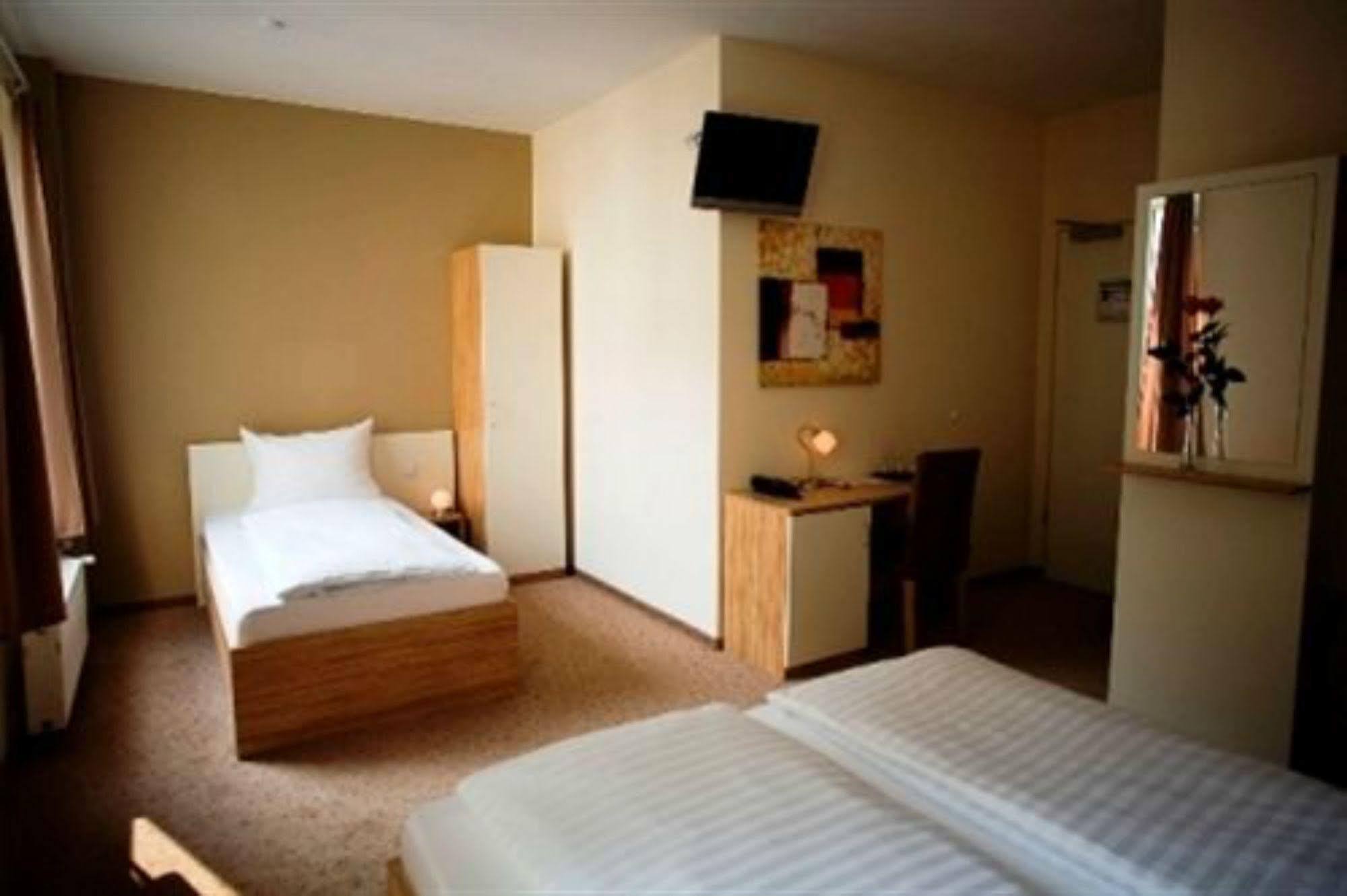 Nu Wave Hotel Berlin - Digital Check-In 2025 المظهر الخارجي الصورة